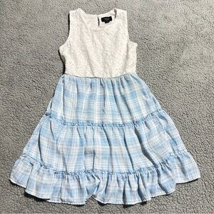 👉 IN Girl Size 10 Sleeveless White Lace Blue Plaid Tiered Ruffle Dress